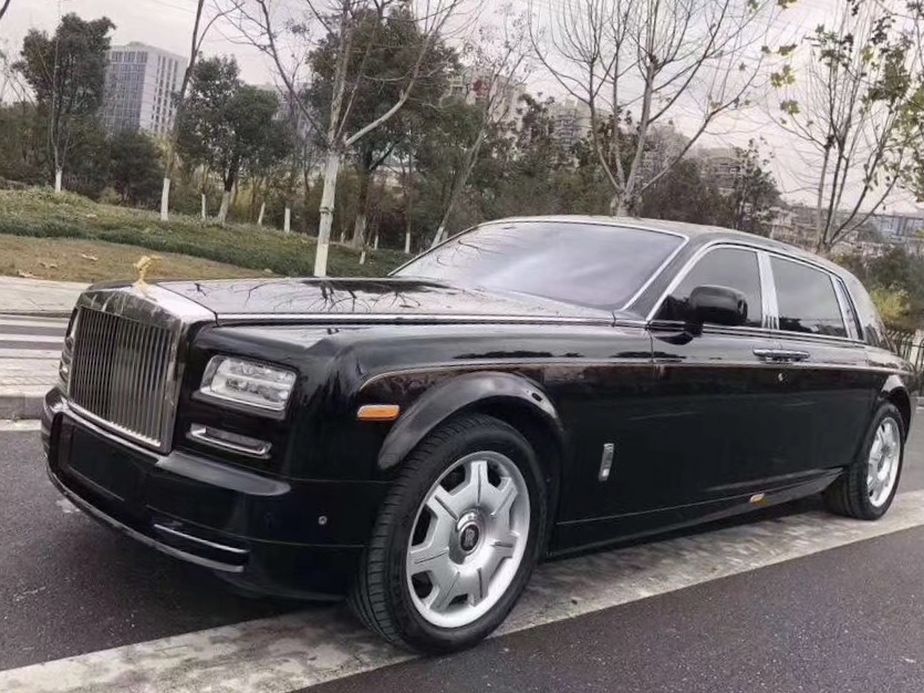 勞斯萊斯幻影(4座)