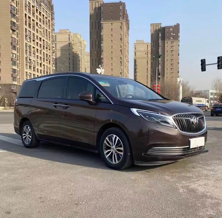 北京GL8商務(wù)包車，北京別克gl8租車多少錢一天？租車電話