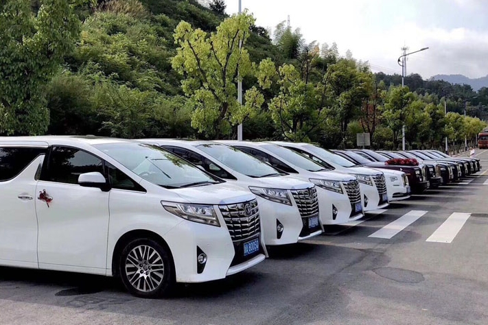 北京哪個平臺可以帶司機租車？（首汽租車官網）